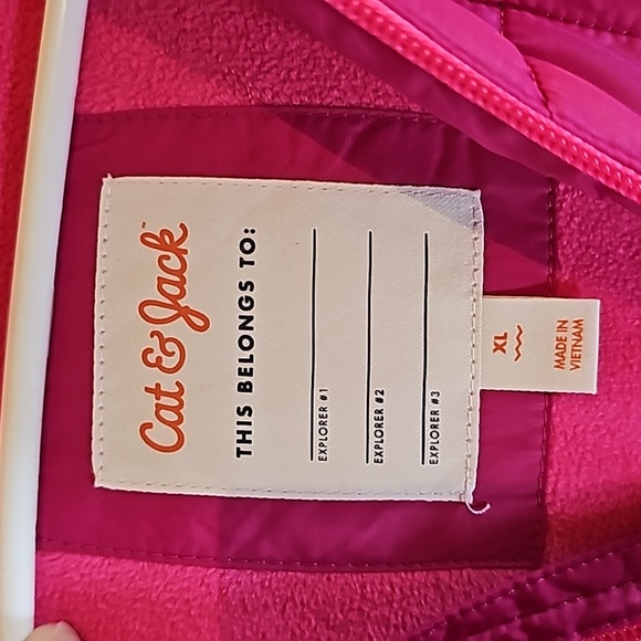 2/$20 Cat & Jack XL Quilted Zip Jacket - Picture 3 of 6